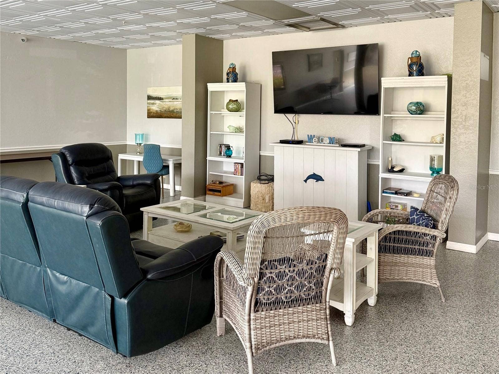 255 DOLPHIN POINT, #710, Clearwater Beach, FL 33767 club house