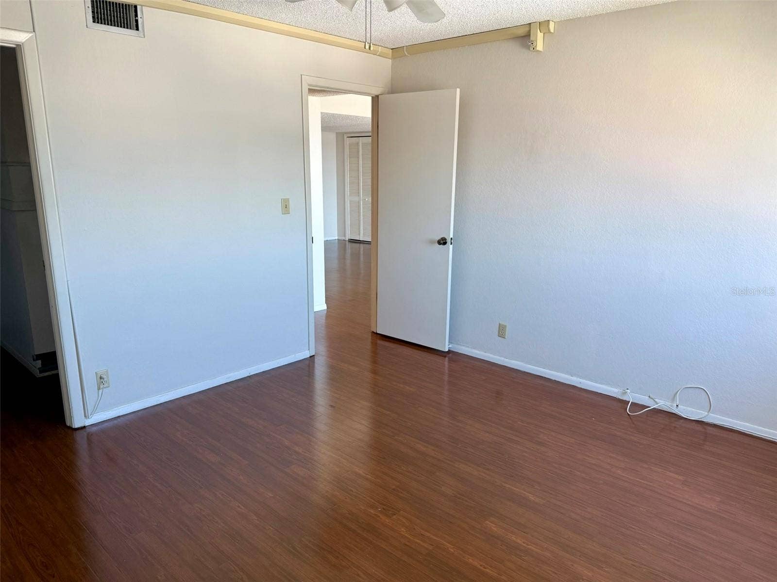 255 DOLPHIN POINT, #710, Clearwater Beach, FL 33767 Bedroom