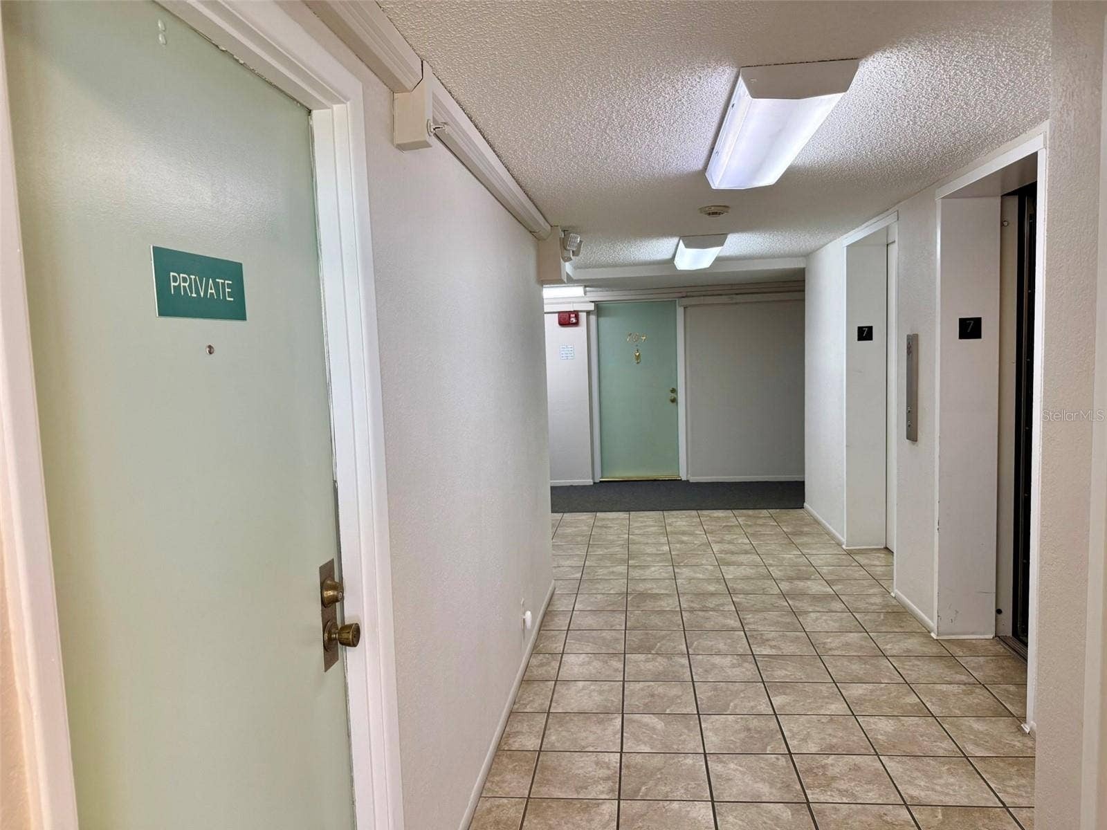 255 DOLPHIN POINT, #710, Clearwater Beach, FL 33767 Private Entrance elevator