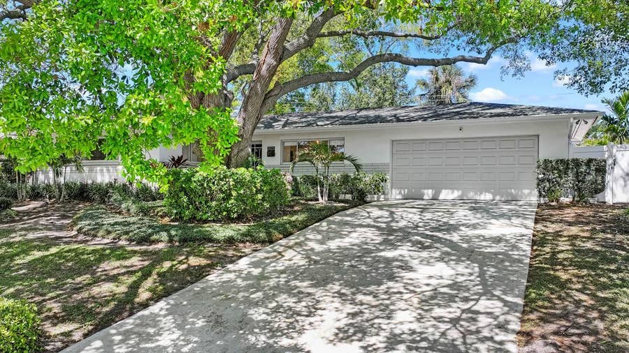 Property photo for 3723 ORCHARD GROVE LANE, Largo, FL
