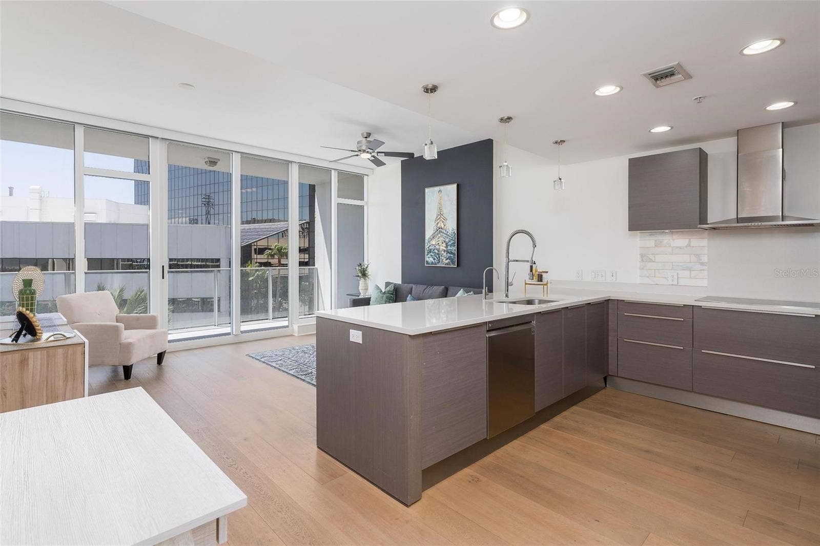 175 1ST STREET S, #504, St Petersburg, FL 33701 175 1ST STREET S, #504, St Petersburg, FL 33701