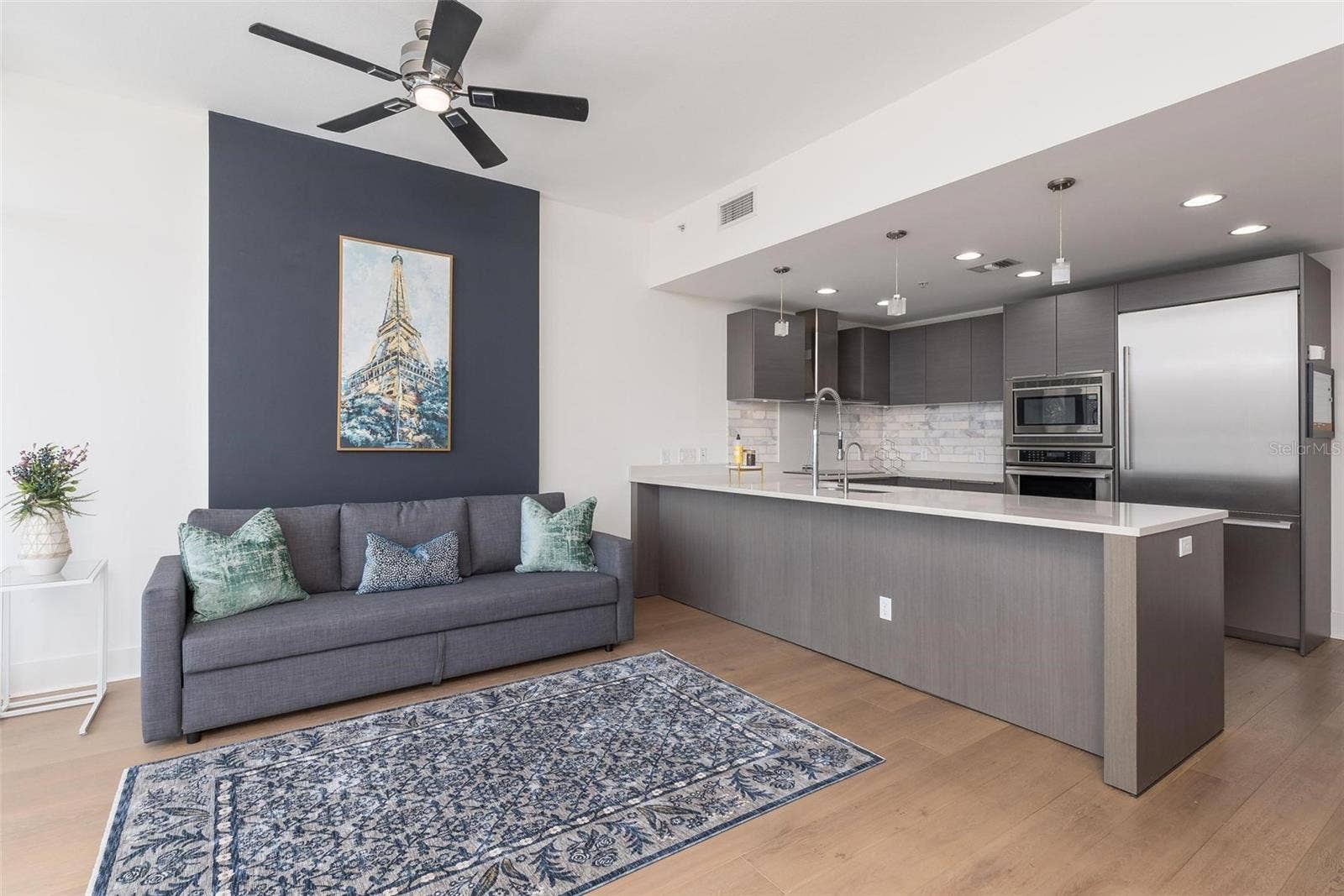 175 1ST STREET S, #504, St Petersburg, FL 33701 175 1ST STREET S, #504, St Petersburg, FL 33701