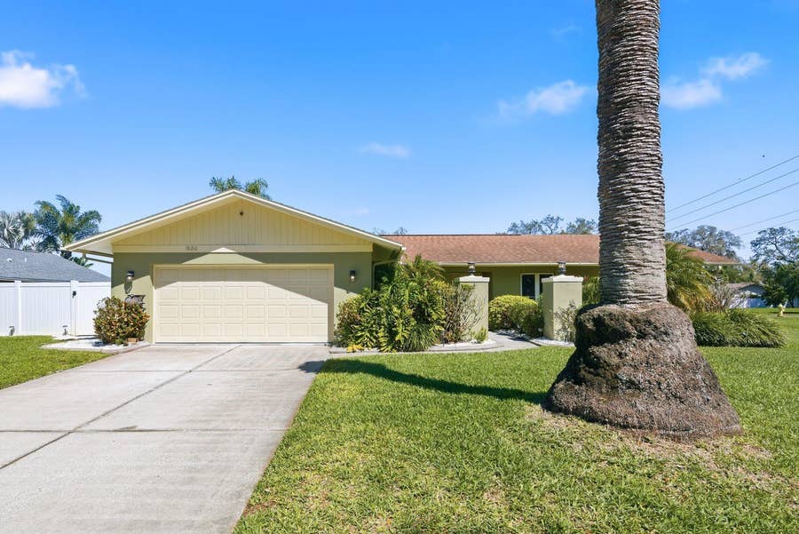 Property photo for 1680 CINNAMON LANE, Dunedin, FL