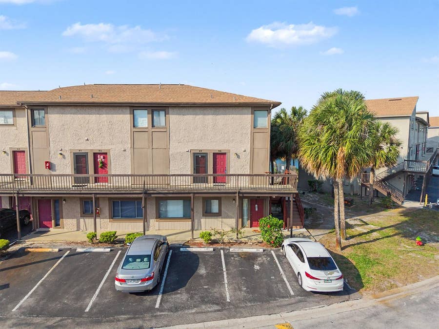 Property photo for 6321 NEWTOWN CIRCLE, #21B8, Tampa, FL