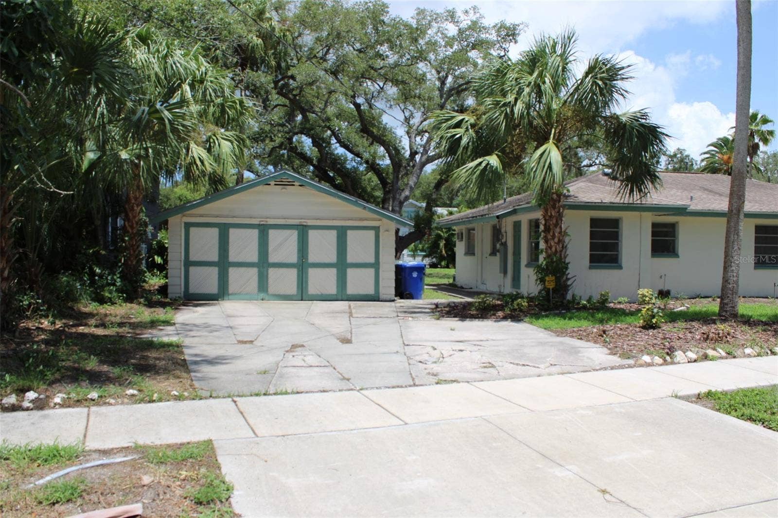 300 PRESIDENT STREET, Dunedin, FL 34698