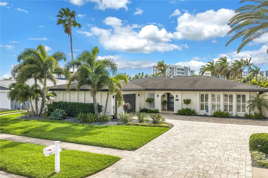 Property photo for 624 SNUG ISLAND, Clearwater, FL