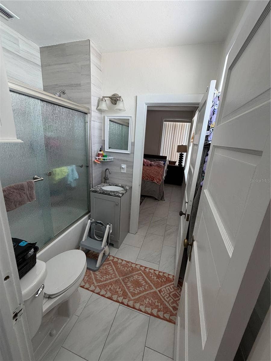 850 MANDALAY AVENUE, Clearwater Beach, FL 33767