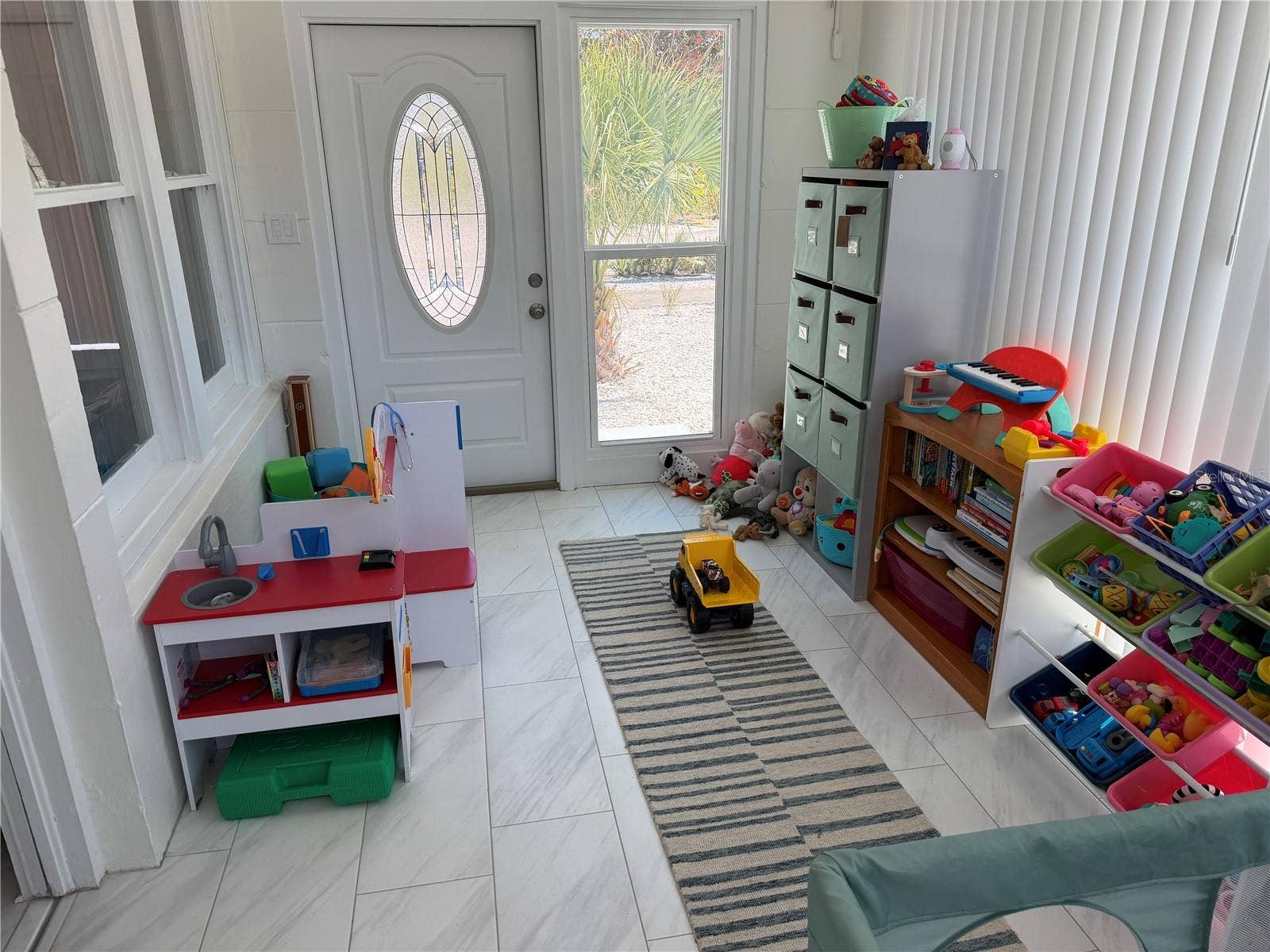 850 MANDALAY AVENUE, Clearwater Beach, FL 33767