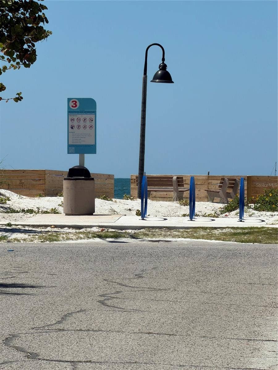 850 MANDALAY AVENUE, Clearwater Beach, FL 33767