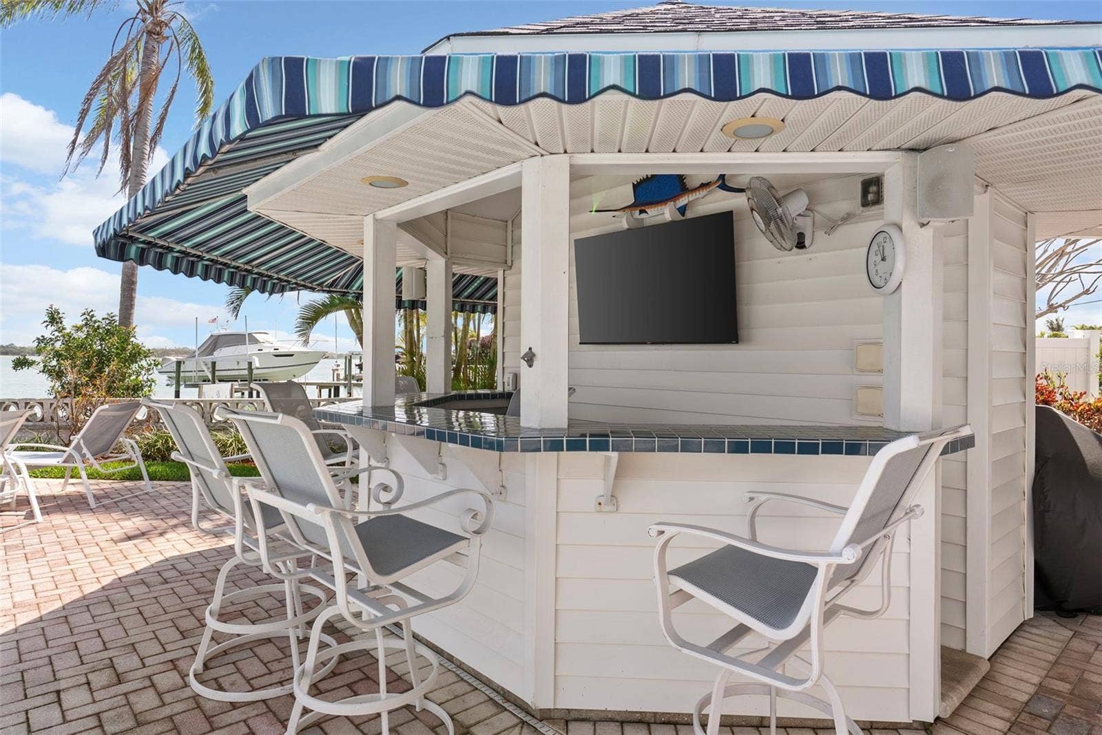 11445 9TH STREET E, Treasure Island, FL 33706