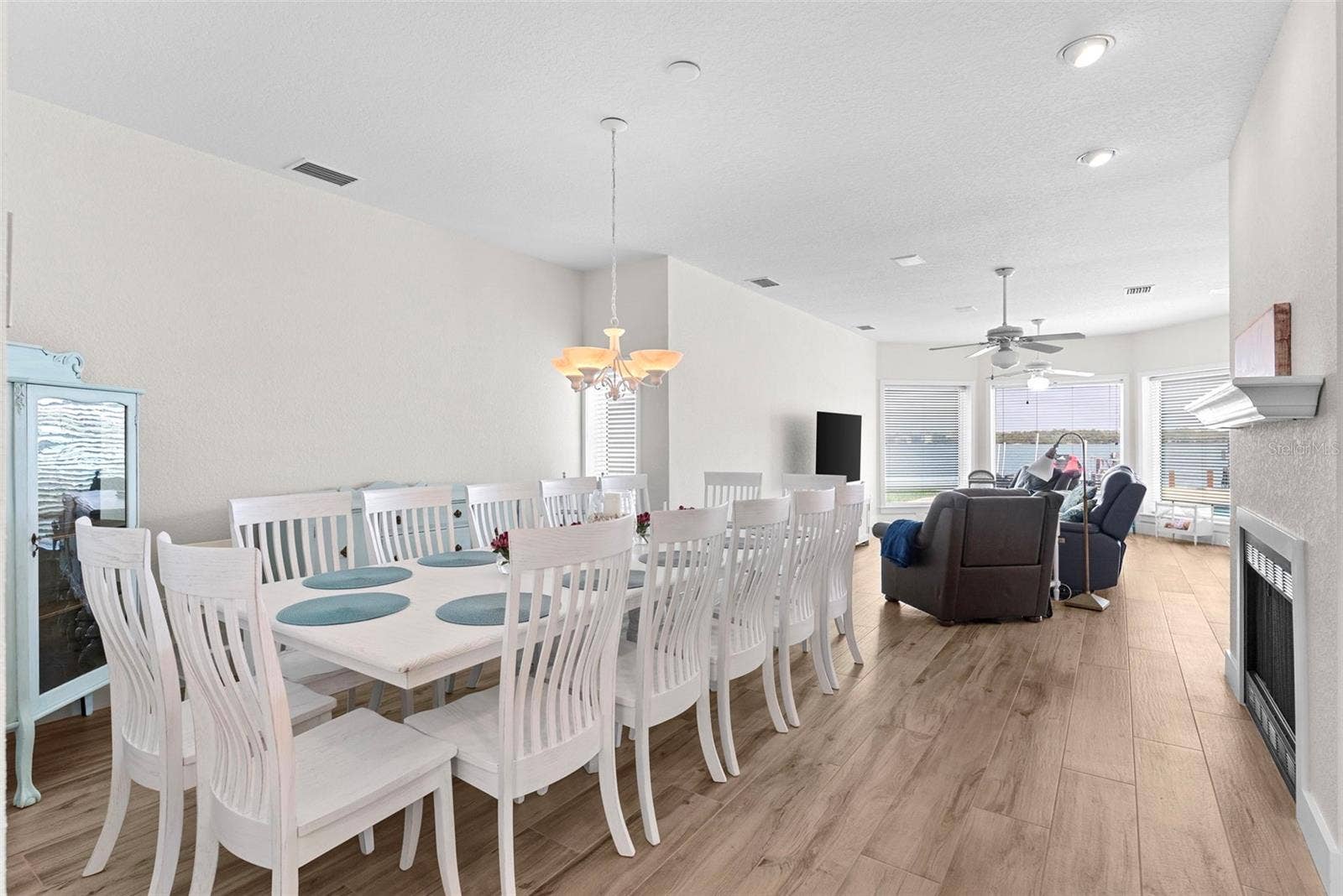 11445 9TH STREET E, Treasure Island, FL 33706