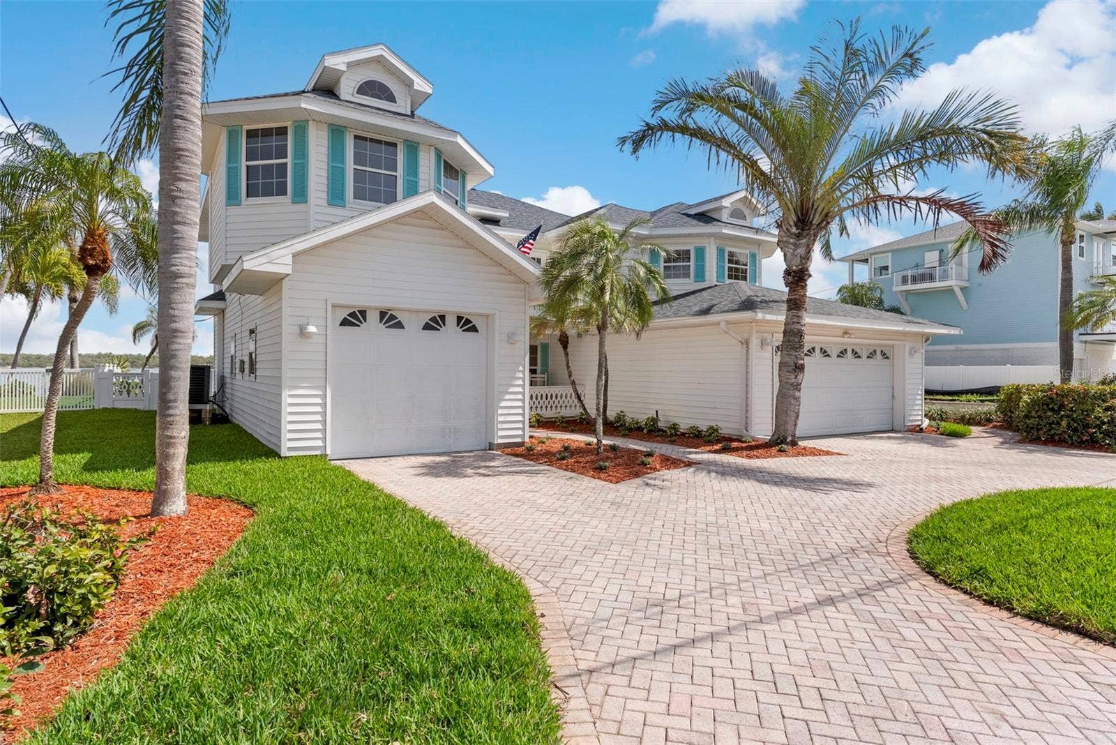 11445 9TH STREET E, Treasure Island, FL 33706