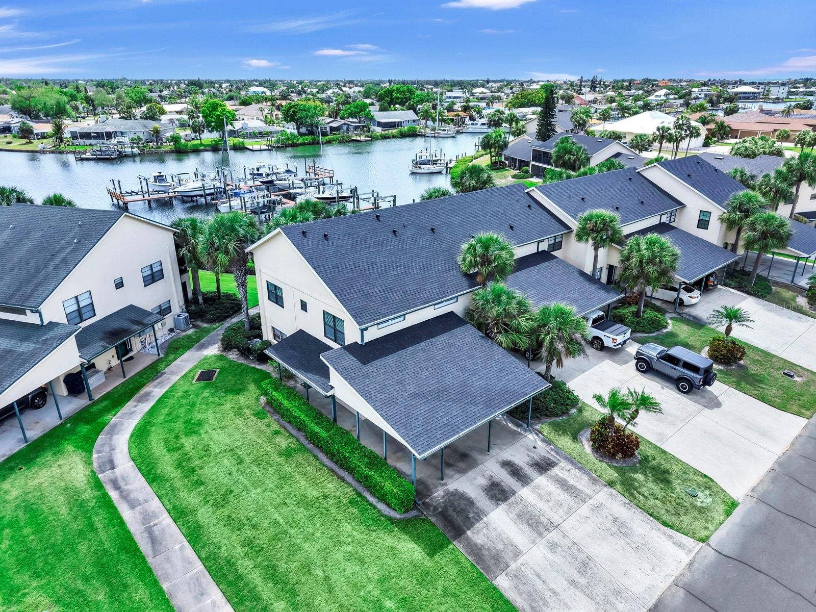 626 YARDARM DRIVE, #13, Apollo Beach, FL 33572 Aerial Side