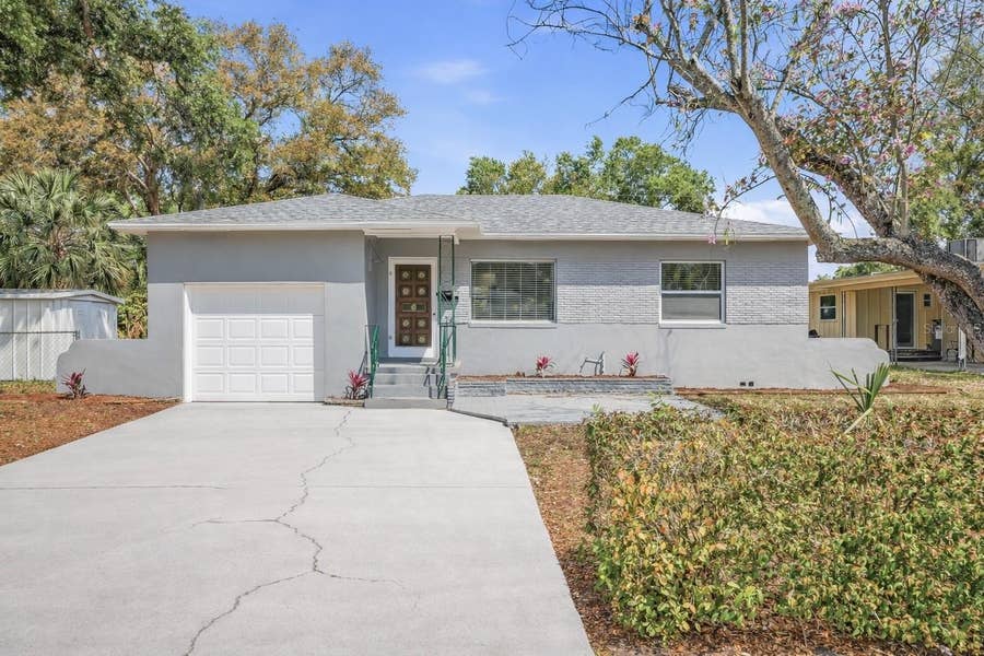Property photo for 7125 5TH AVENUE N, St Petersburg, FL