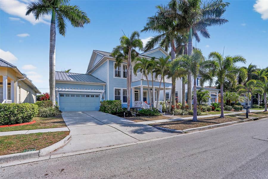 Property photo for 416 MANNS HARBOR DRIVE, Apollo Beach, FL