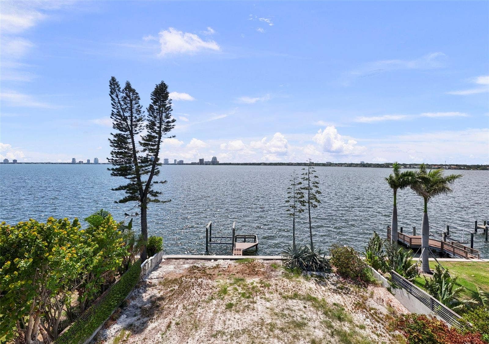 214 BLANCA AVENUE, Tampa, FL 33606 214 BLANCA AVENUE, Tampa, FL 33606