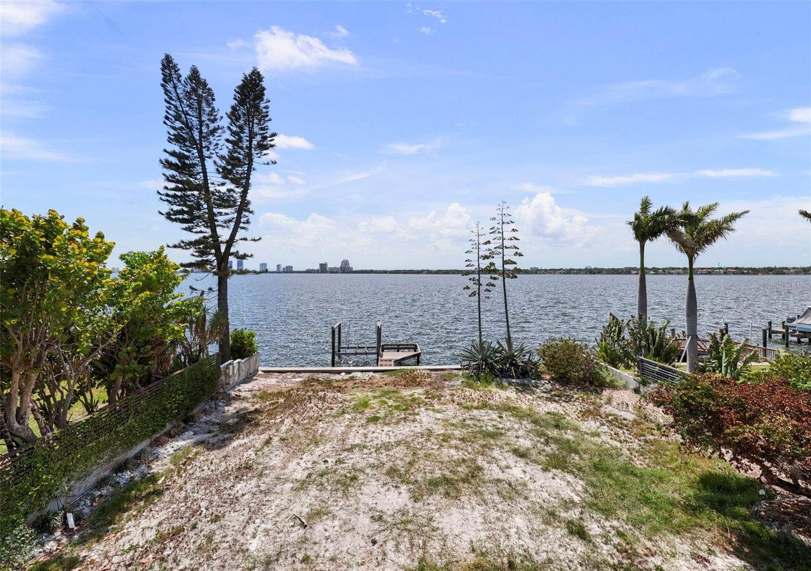 214 BLANCA AVENUE, Tampa, FL 33606 214 BLANCA AVENUE, Tampa, FL 33606