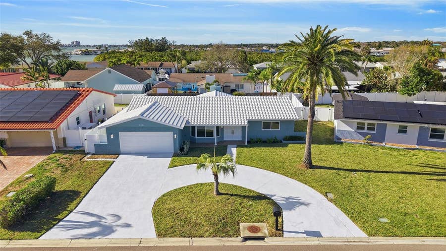 Property photo for 11441 47TH AVENUE N, St Petersburg, FL
