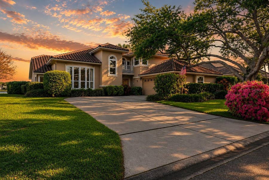 Property photo for 4731 COCONUT PALM CIRCLE NE, St Petersburg, FL