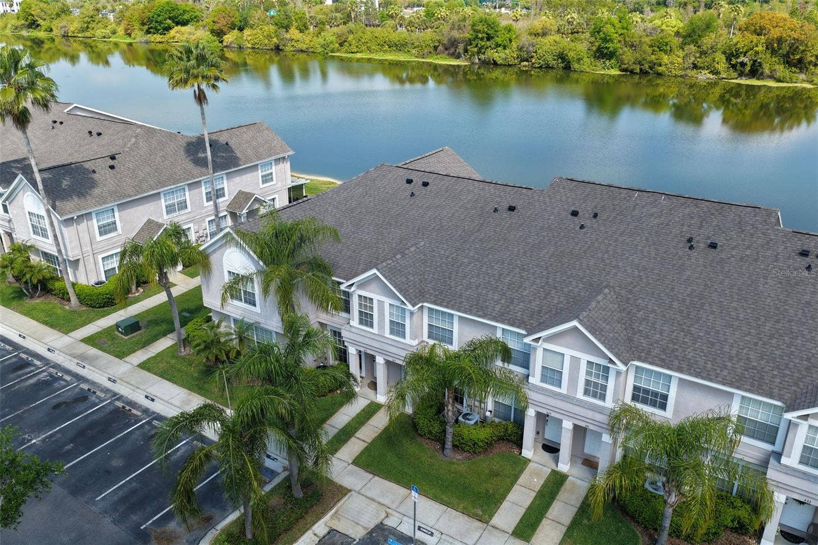 425 KENSINGTON LAKE CIRCLE, Brandon, FL 33511 425 KENSINGTON LAKE CIRCLE, Brandon, FL 33511