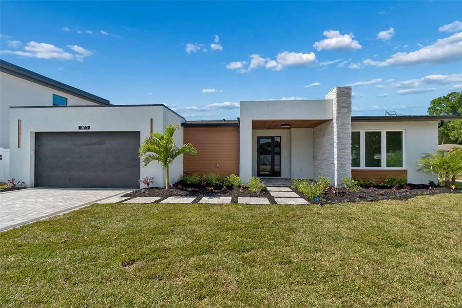Property photo for 1810 W ERNA DRIVE, Tampa, FL