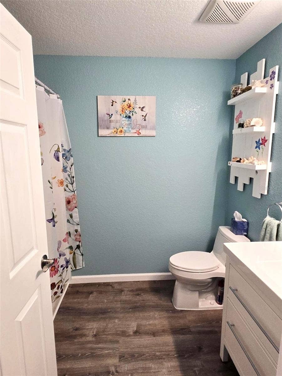 5725 GREENWOOD AVENUE, #5201, North Port, FL 34287 5725 GREENWOOD AVENUE, #5201, North Port, FL 34287