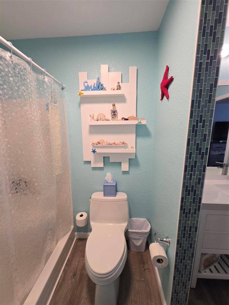 5725 GREENWOOD AVENUE, #5201, North Port, FL 34287 5725 GREENWOOD AVENUE, #5201, North Port, FL 34287