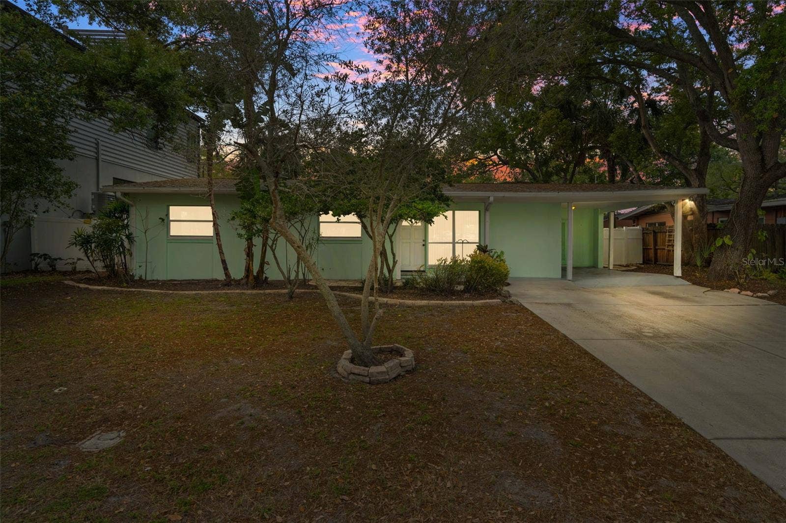 4808 W EUCLID AVENUE, Tampa, FL 33629 Front - twilight