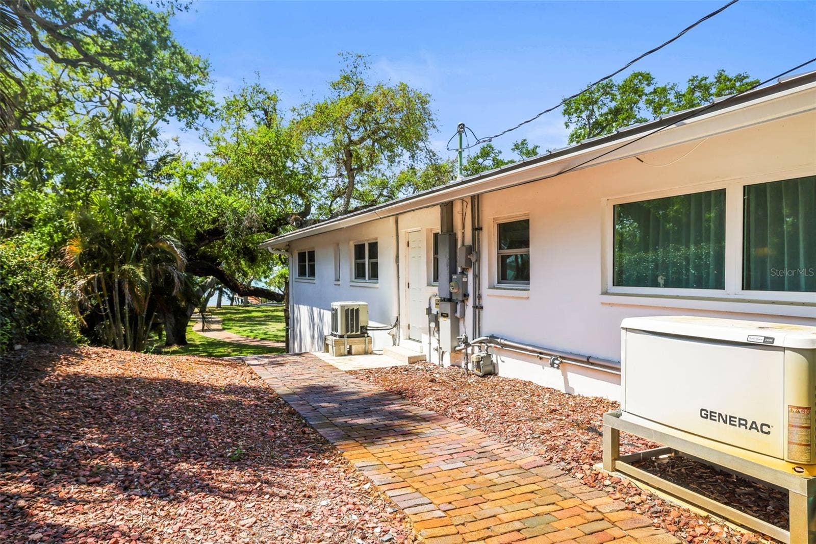 1600 PARK STREET N, St Petersburg, FL 33710 1600 PARK STREET N, St Petersburg, FL 33710