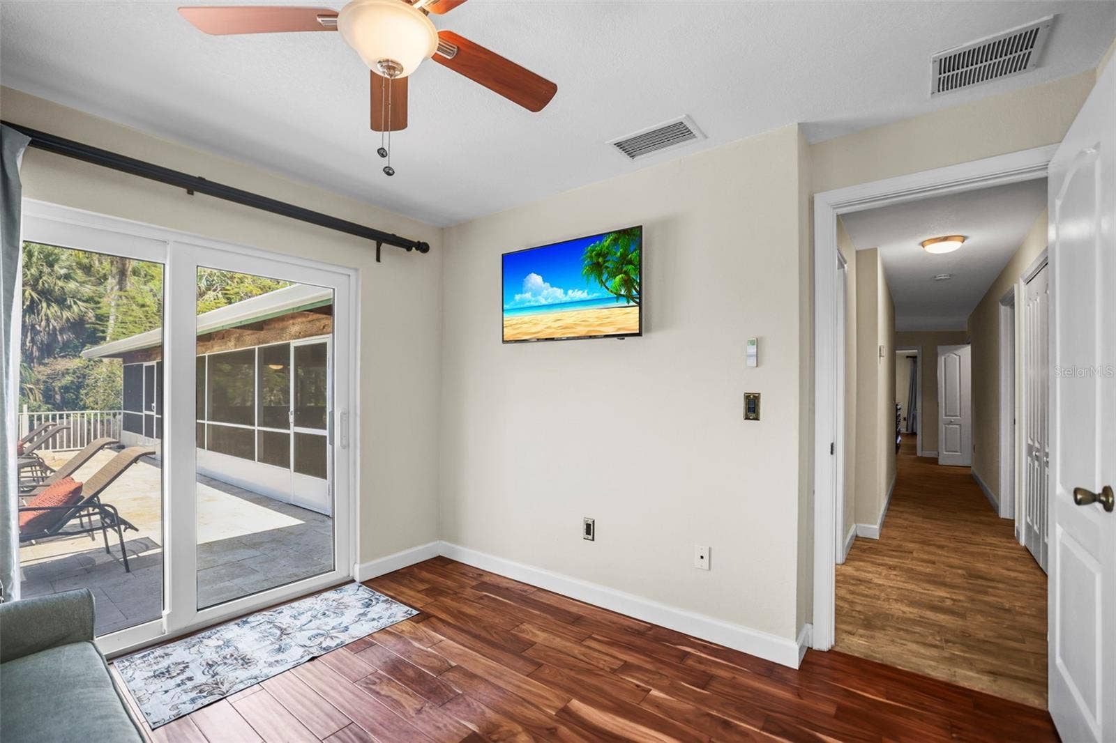 1600 PARK STREET N, St Petersburg, FL 33710 1600 PARK STREET N, St Petersburg, FL 33710