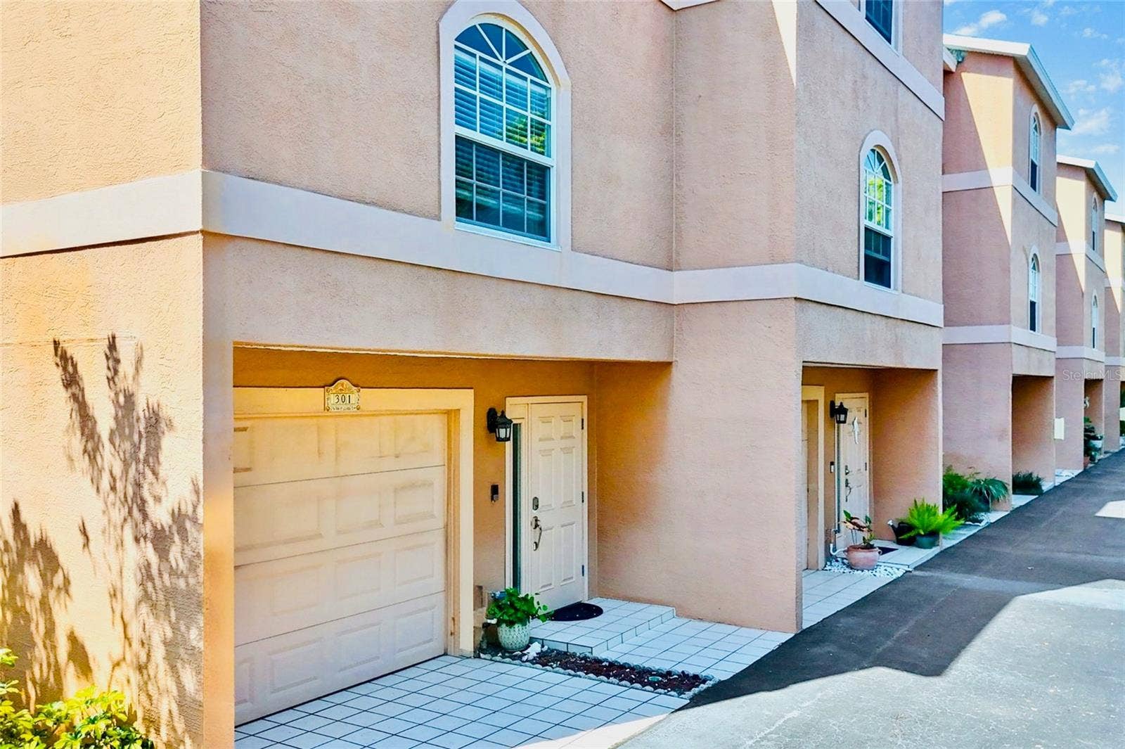 637 PINELLAS BAYWAY S, #301, Tierra Verde, FL 33715