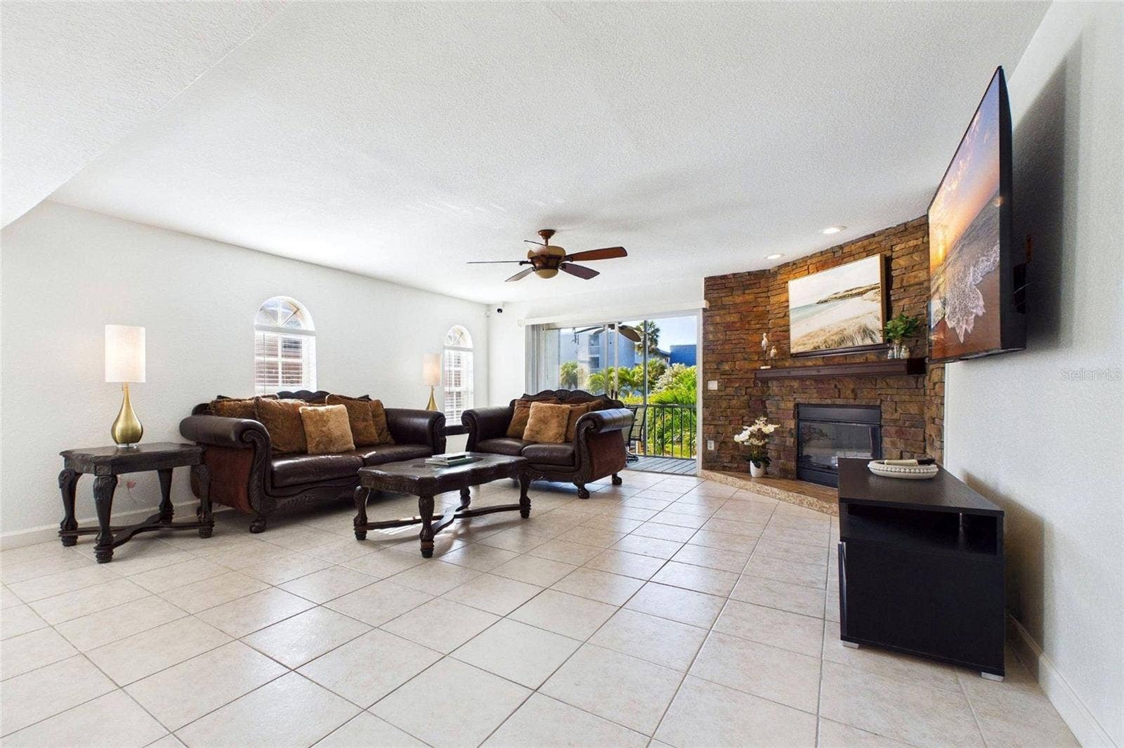 637 PINELLAS BAYWAY S, #301, Tierra Verde, FL 33715