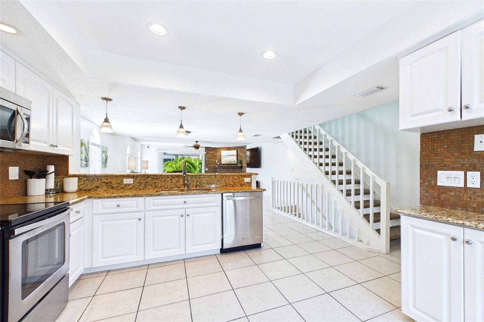 637 PINELLAS BAYWAY S, #301, Tierra Verde, FL 33715