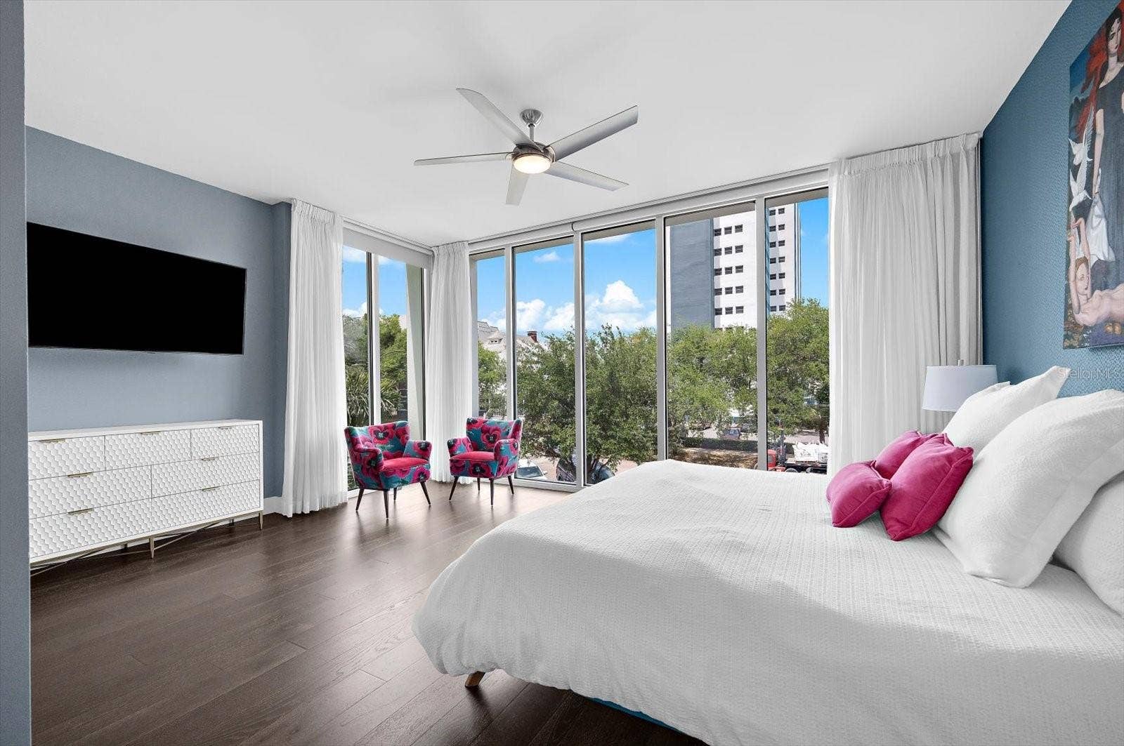 176 4TH AVENUE NE, #201, St Petersburg, FL 33701 Primary Bedroom