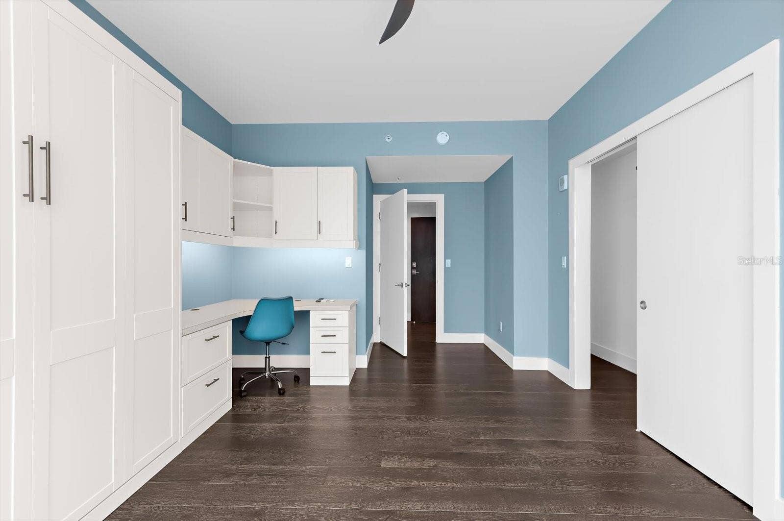176 4TH AVENUE NE, #201, St Petersburg, FL 33701 Office Area