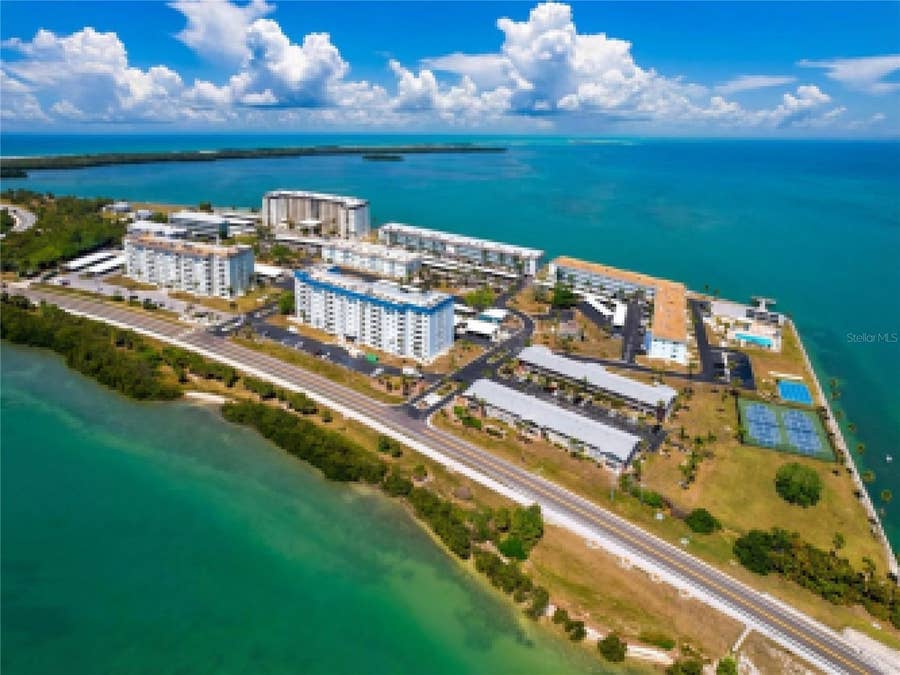 Property photo for 7 ISLAND PARK PLACE, #204, Dunedin, FL