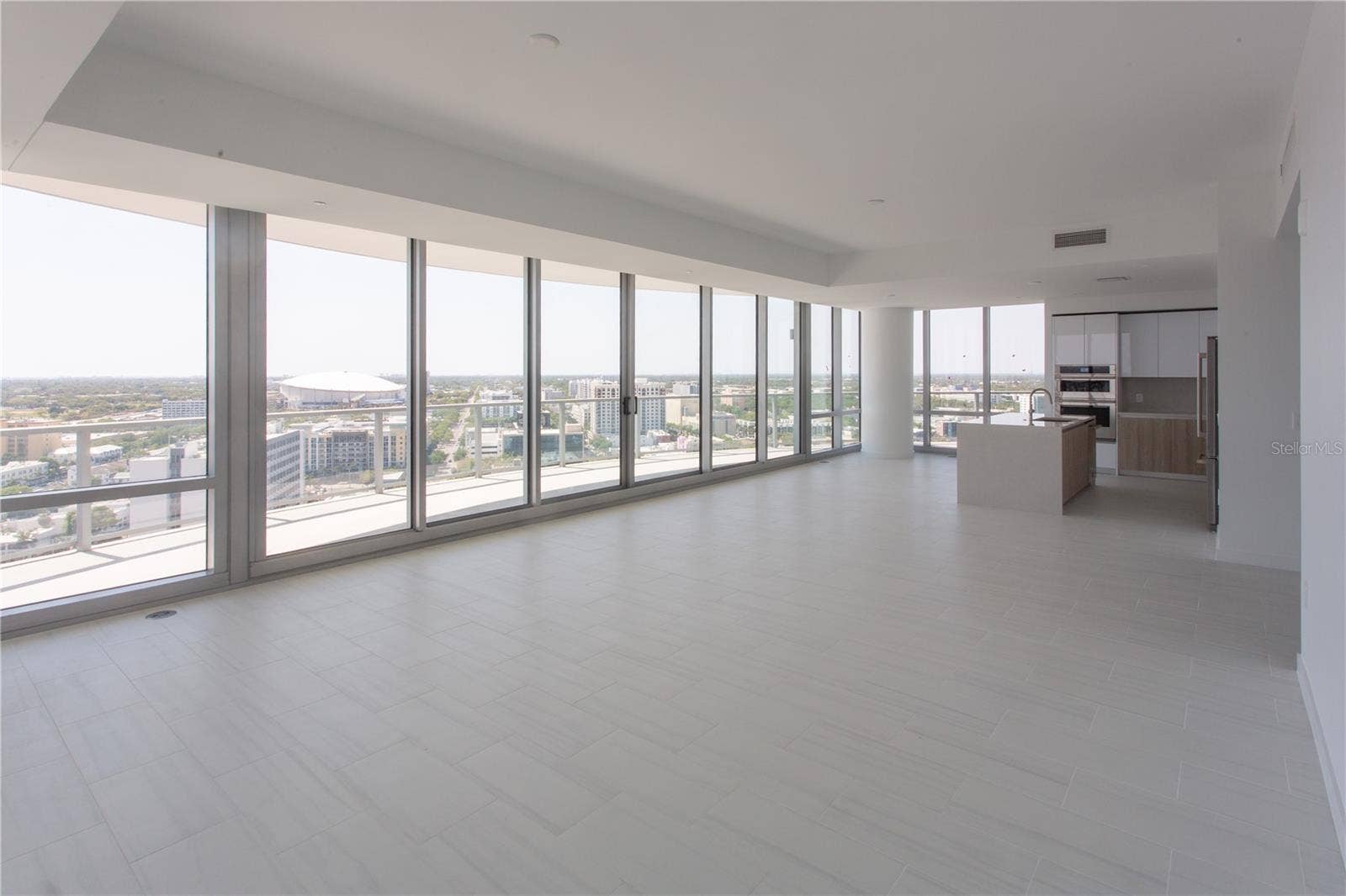 400 CENTRAL AVENUE, #2001, St Petersburg, FL 33701