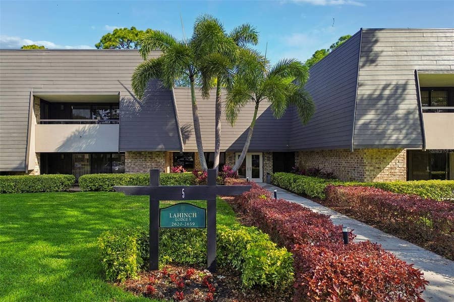 Property photo for 36750 US HIGHWAY 19 N, #8-202, Palm Harbor, FL