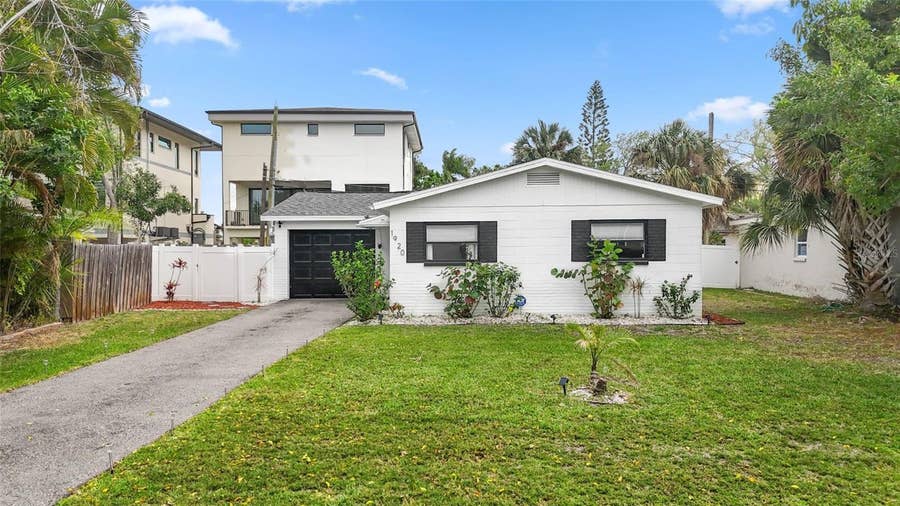 Property photo for 1920 NEW HAMPSHIRE AVENUE NE, St Petersburg, FL