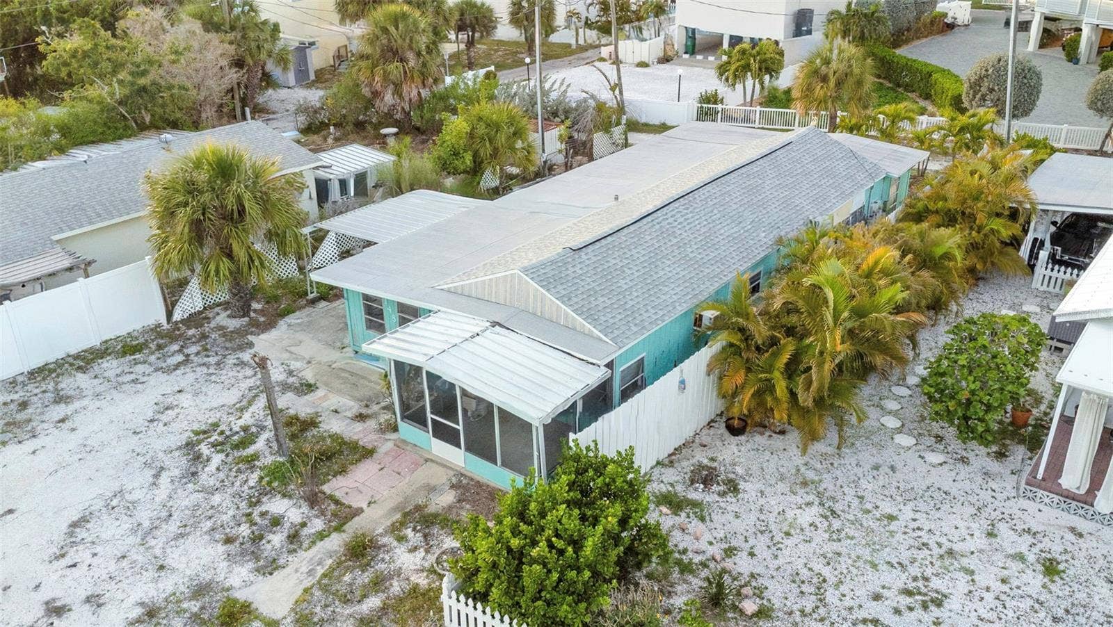 148 98TH AVENUE, Treasure Island, FL 33706 148 98TH AVENUE, Treasure Island, FL 33706