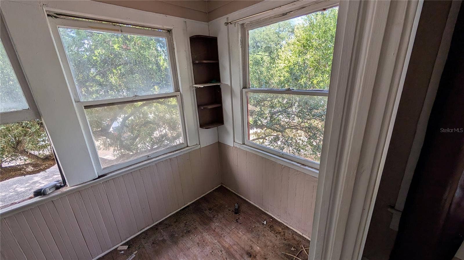 114 S BUNGALOW PARK AVENUE, Tampa, FL 33609 114 S BUNGALOW PARK AVENUE, Tampa, FL 33609