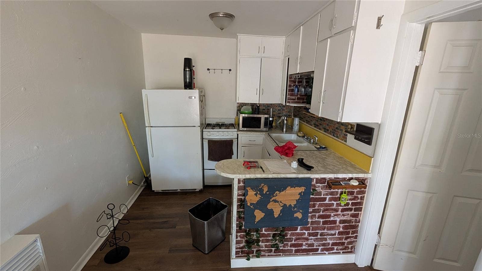 114 S BUNGALOW PARK AVENUE, Tampa, FL 33609 114 S BUNGALOW PARK AVENUE, Tampa, FL 33609