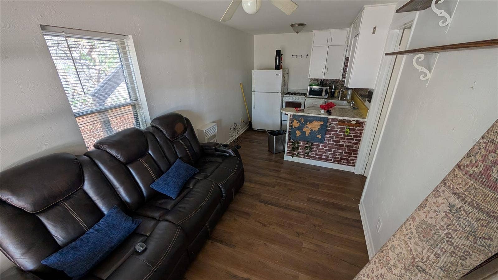 114 S BUNGALOW PARK AVENUE, Tampa, FL 33609 Duplex, first floor 1 Bed / 1 Bath unit