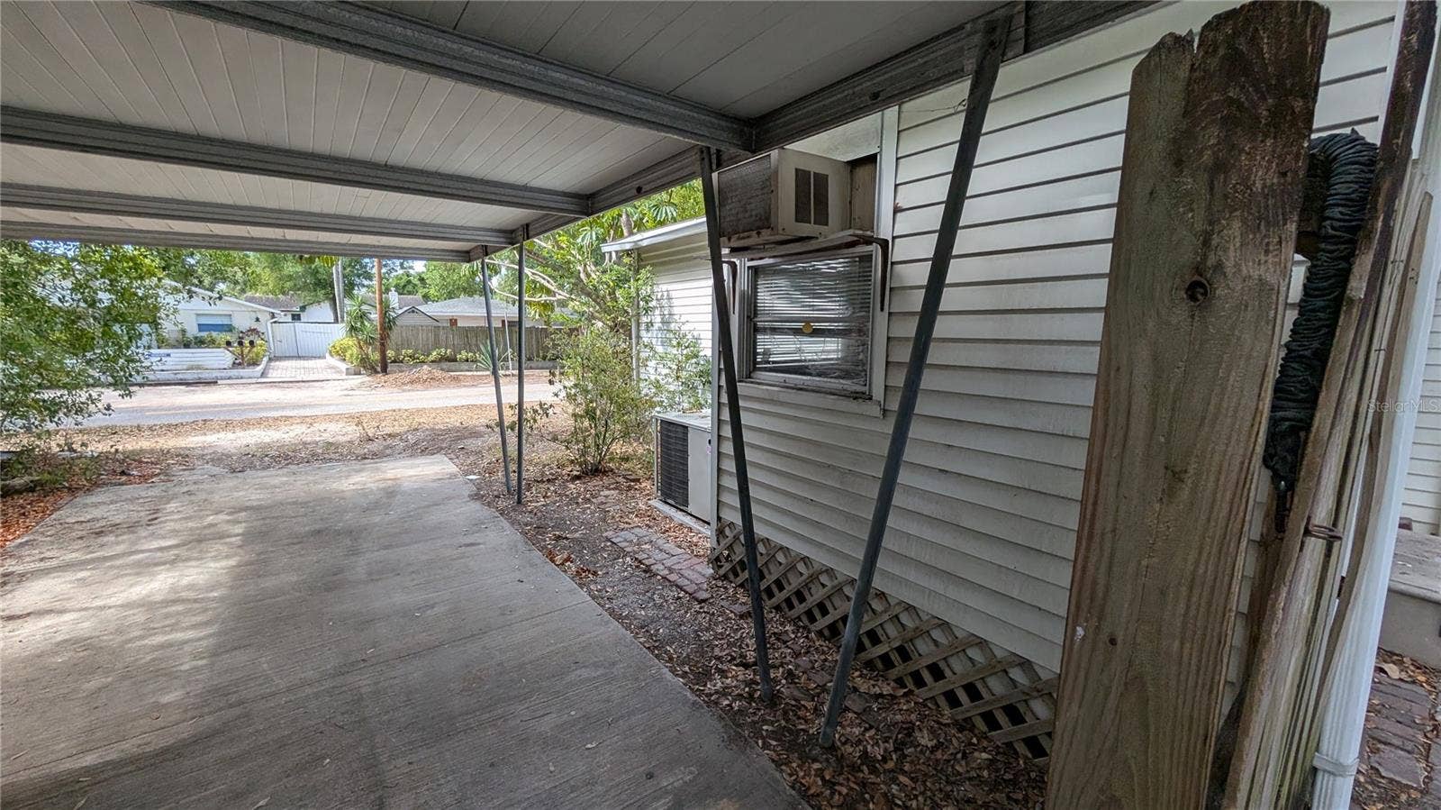 114 S BUNGALOW PARK AVENUE, Tampa, FL 33609 114 S BUNGALOW PARK AVENUE, Tampa, FL 33609