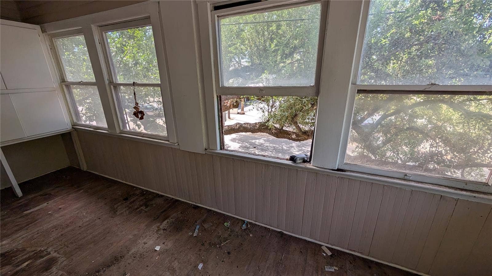 114 S BUNGALOW PARK AVENUE, Tampa, FL 33609 114 S BUNGALOW PARK AVENUE, Tampa, FL 33609