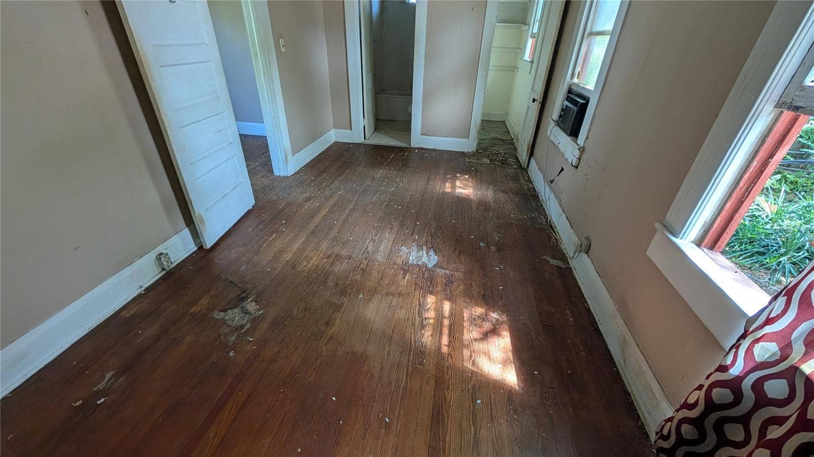 114 S BUNGALOW PARK AVENUE, Tampa, FL 33609 114 S BUNGALOW PARK AVENUE, Tampa, FL 33609