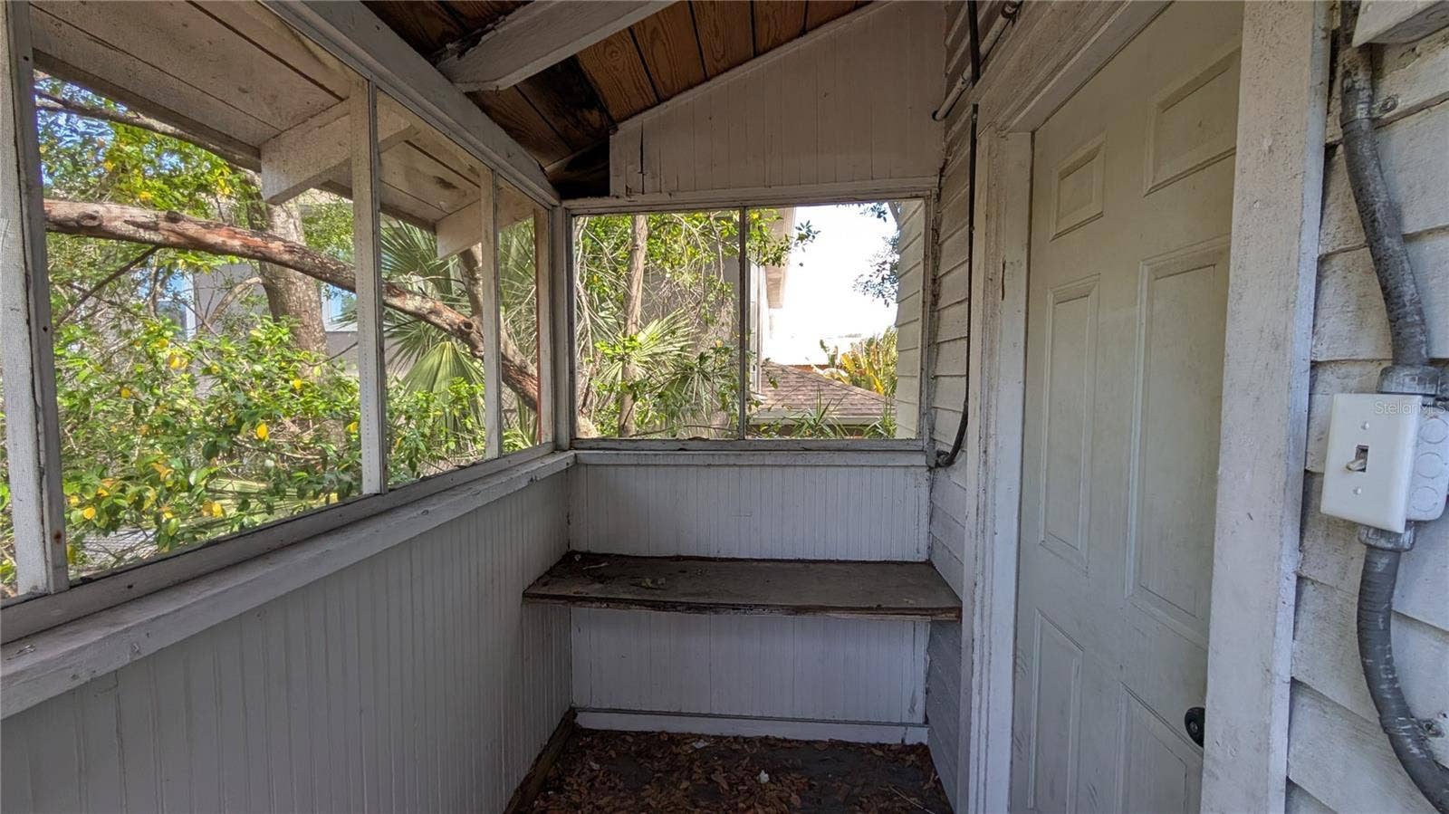 114 S BUNGALOW PARK AVENUE, Tampa, FL 33609 114 S BUNGALOW PARK AVENUE, Tampa, FL 33609