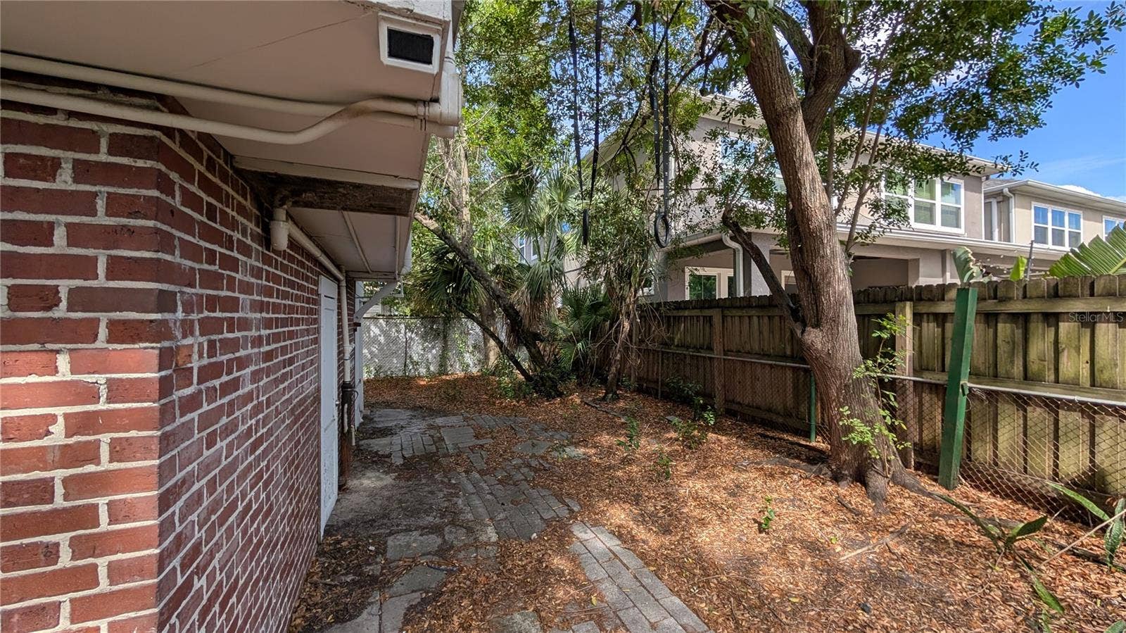 114 S BUNGALOW PARK AVENUE, Tampa, FL 33609 114 S BUNGALOW PARK AVENUE, Tampa, FL 33609