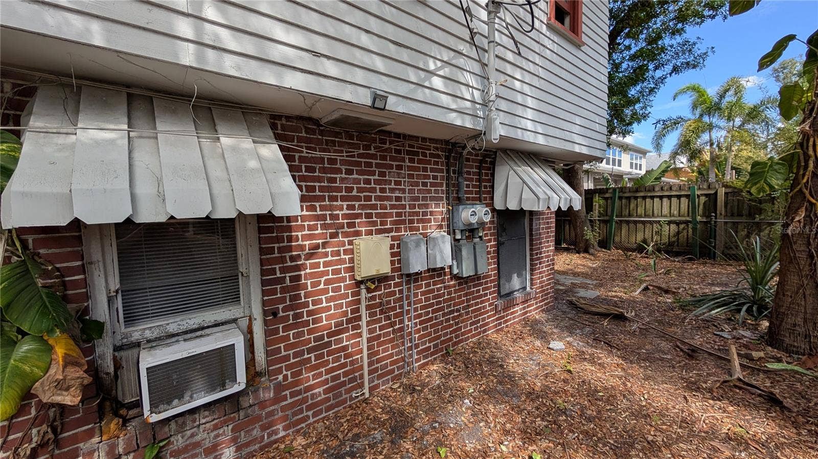 114 S BUNGALOW PARK AVENUE, Tampa, FL 33609 114 S BUNGALOW PARK AVENUE, Tampa, FL 33609