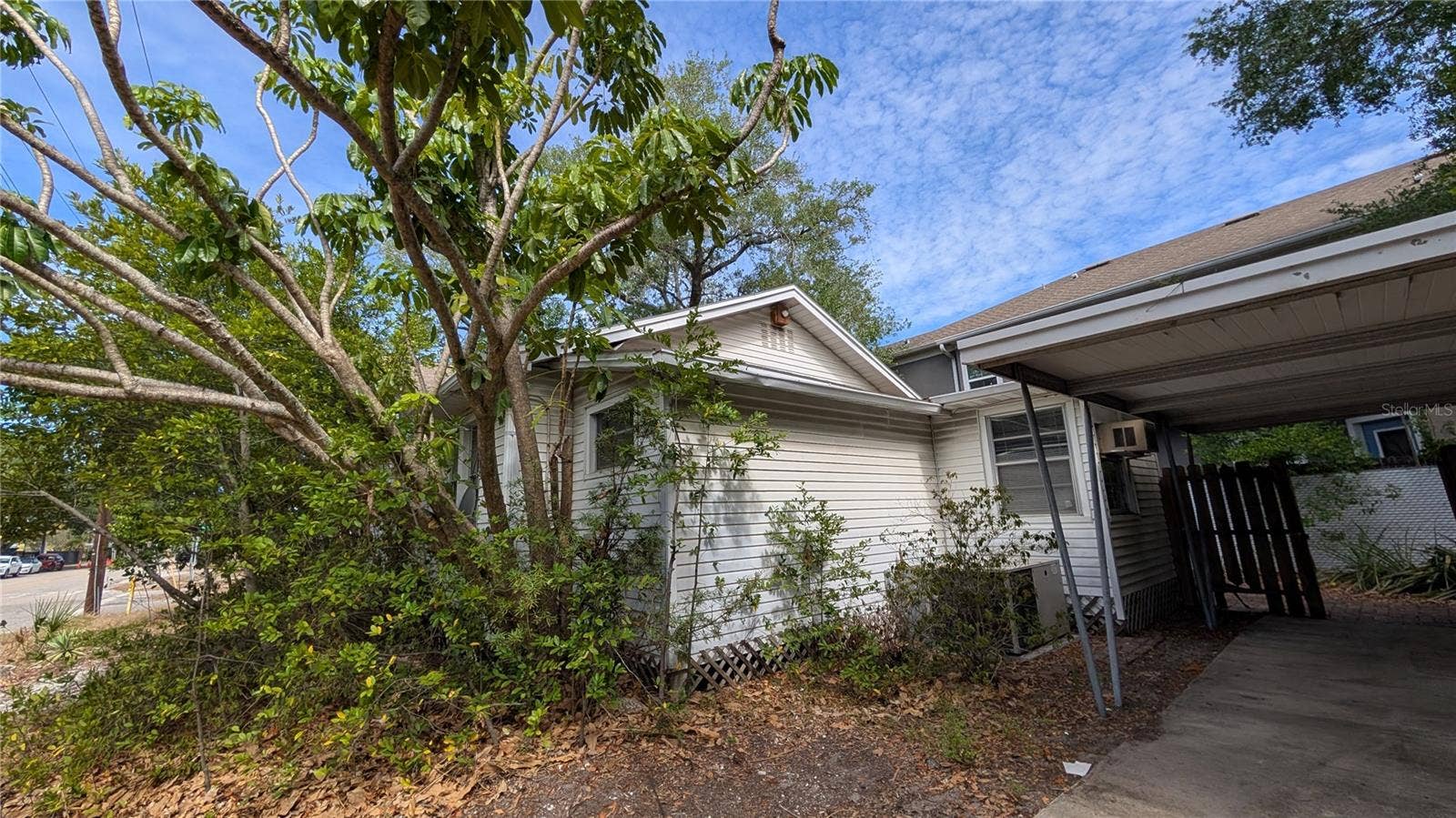 114 S BUNGALOW PARK AVENUE, Tampa, FL 33609 114 S BUNGALOW PARK AVENUE, Tampa, FL 33609
